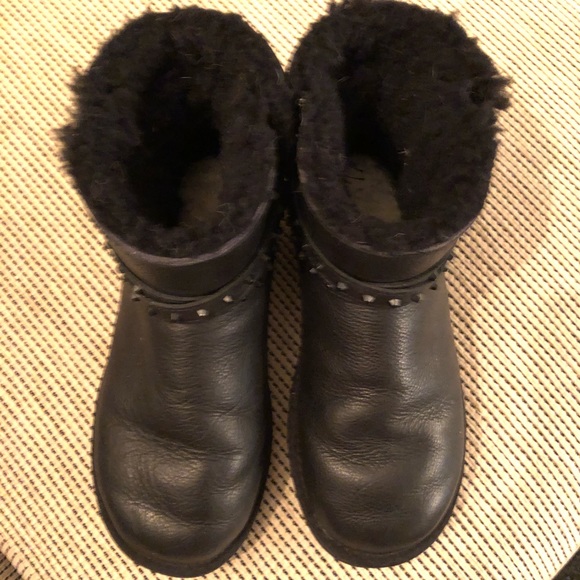 SOLD**UGG Emerson Black Leather Studded Boot, Sz 5 - Picture 4 of 7
